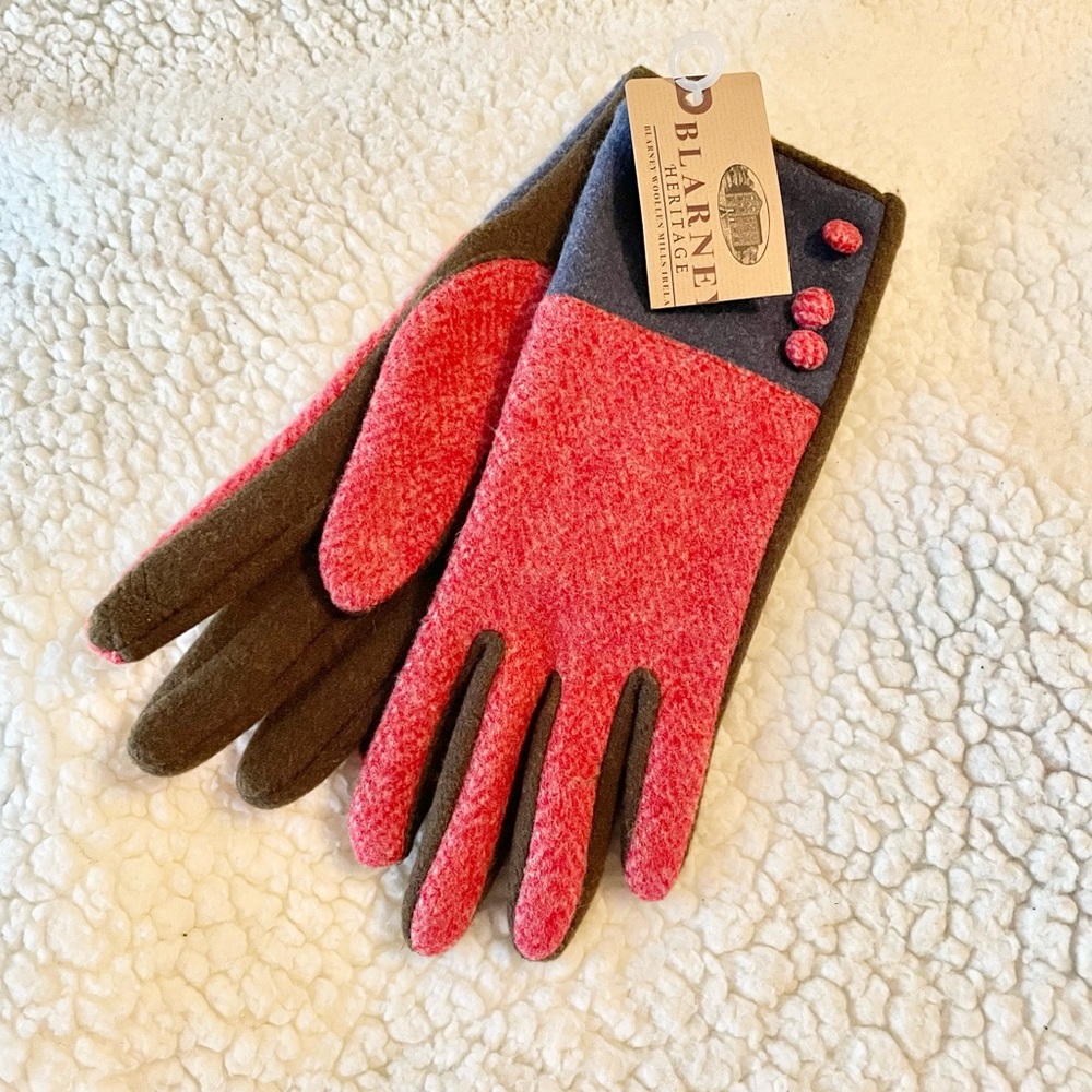 NWT Blarney Heritage Gloves